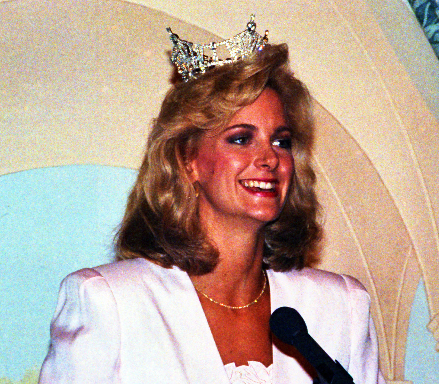 1991 Miss Oklahoma: Gina Lynne Smith